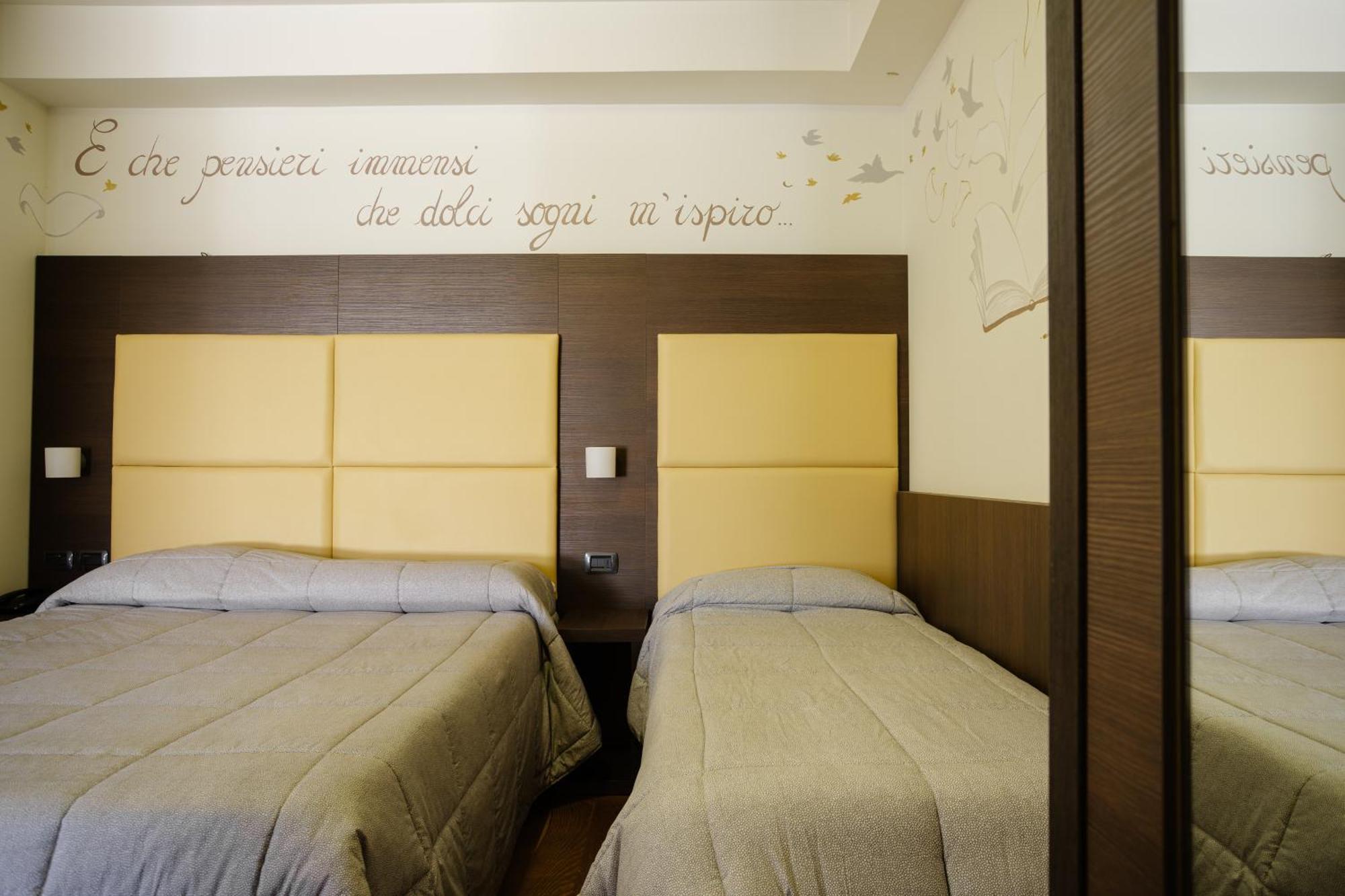 Hotel Ristorante Da Tonino Recanati Exterior foto